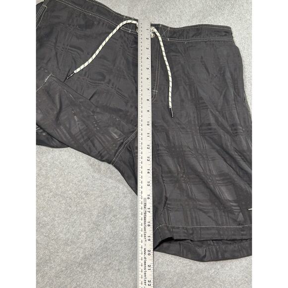 Tommy Bahama Swim Trunks Mens Large Relax Board Shorts Nylon Black Cargo - Picture 6 of 15